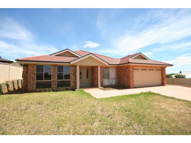 4 GLENAYR CLOSE, Mudgee NSW 2850