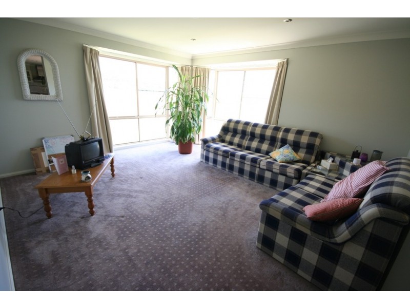 4 GLENAYR CLOSE, Mudgee NSW 2850