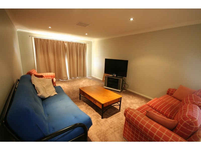 4 GLENAYR CLOSE, Mudgee NSW 2850