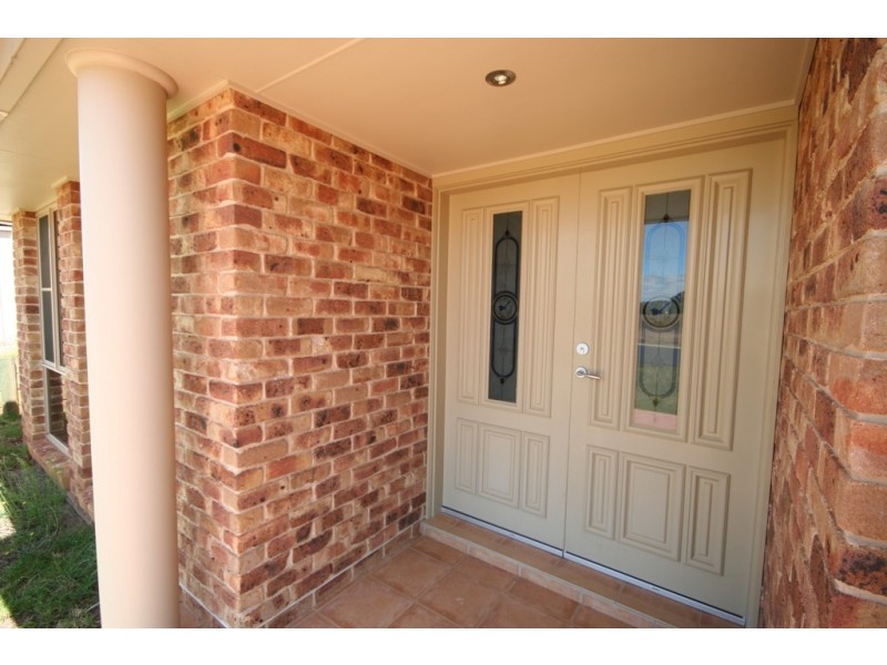 4 GLENAYR CLOSE, Mudgee NSW 2850