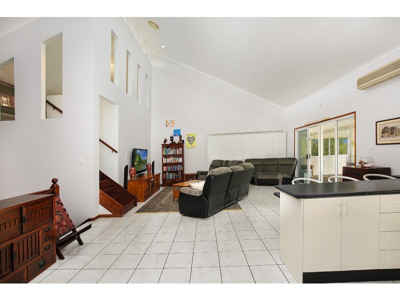 4 Ridgewood Road, Little Mountain QLD 4551