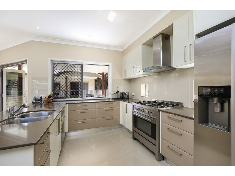 10 Tulipwood Court, Meridan Plains QLD 4551