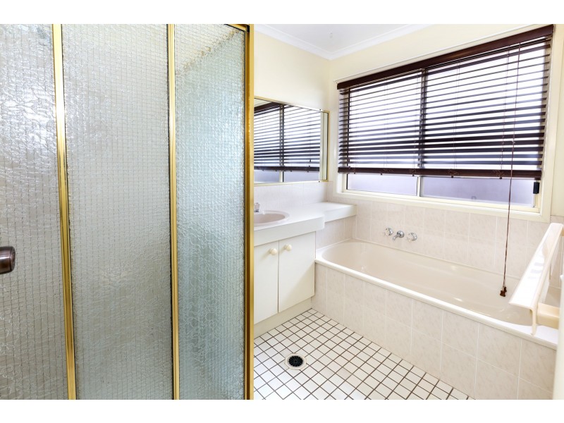 93 Baanya St, Wurtulla QLD 4575