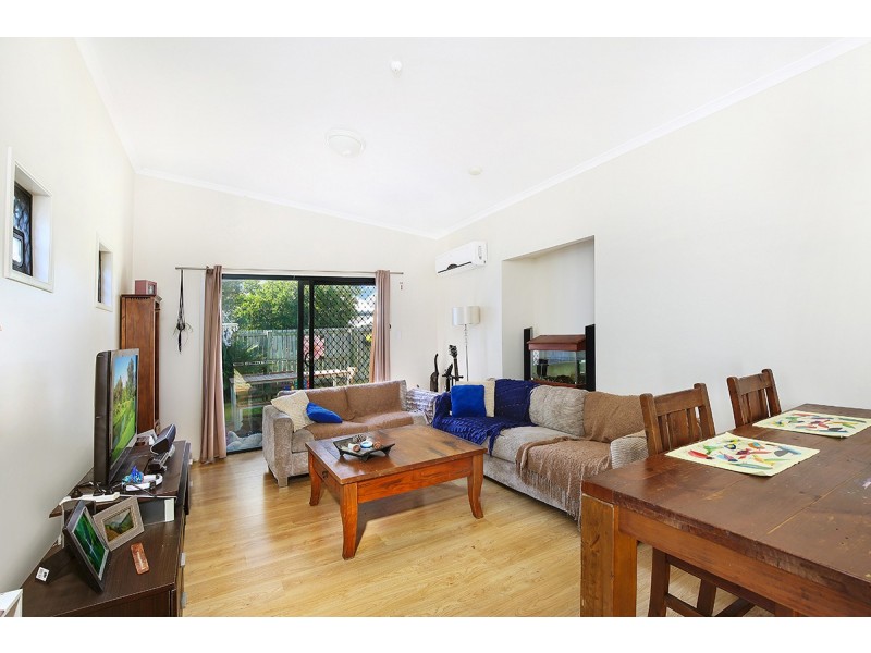 2/7 Roberts Street – Sky, Golden Beach QLD 4551