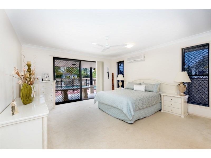 1 Waterhen Ct, Pelican Waters QLD 4551