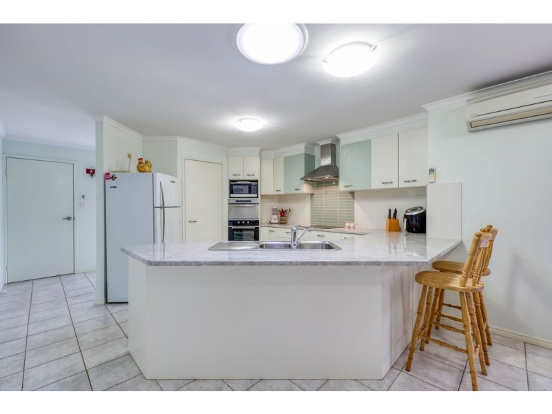8 Kinross Court, Caloundra West QLD 4551
