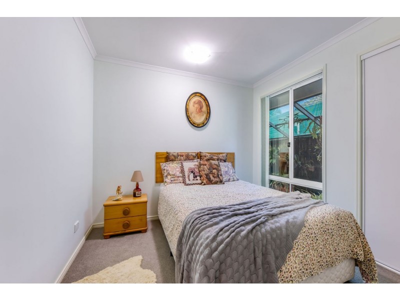 8 Kinross Court, Caloundra West QLD 4551