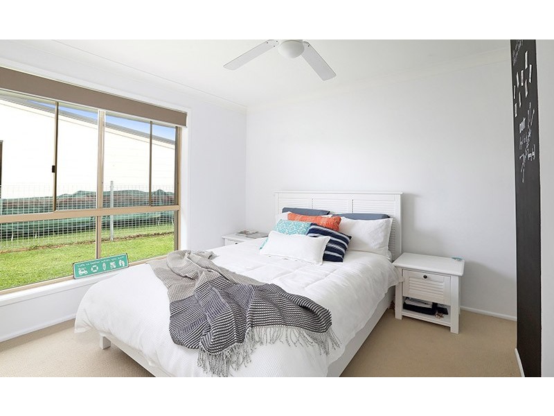 33 Coora Crescent, Currimundi QLD 4551