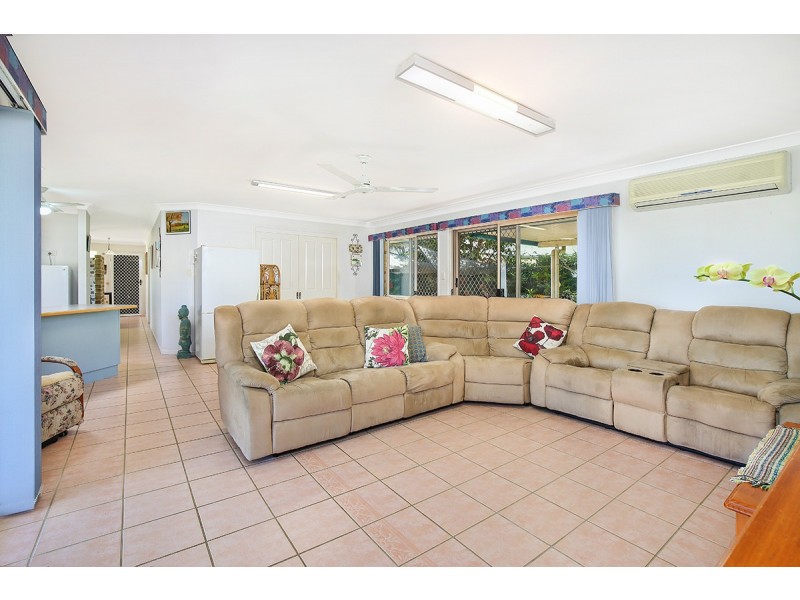 8 Vannick Court, Currimundi QLD 4551