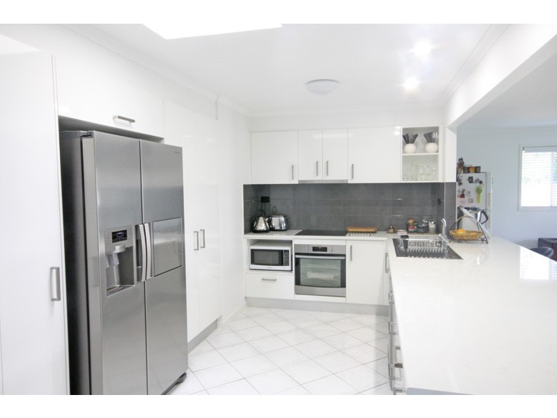 2 Orringa Street, Wurtulla QLD 4575