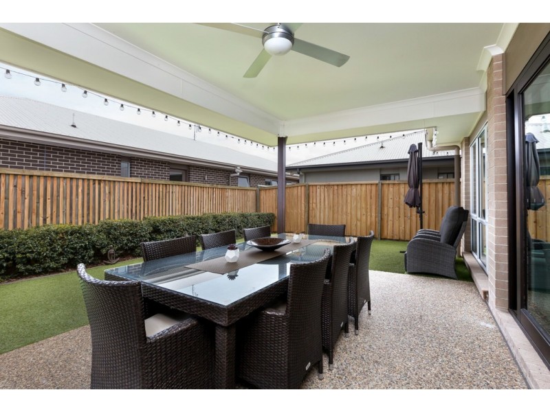 4 Sienna Street, Caloundra West QLD 4551