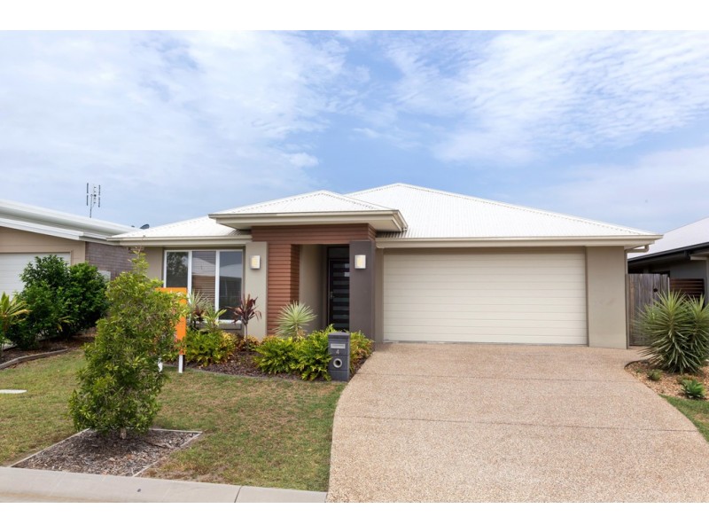 4 Sienna Street, Caloundra West QLD 4551
