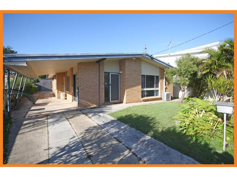 6 Nicholls Street, Caloundra QLD 4551