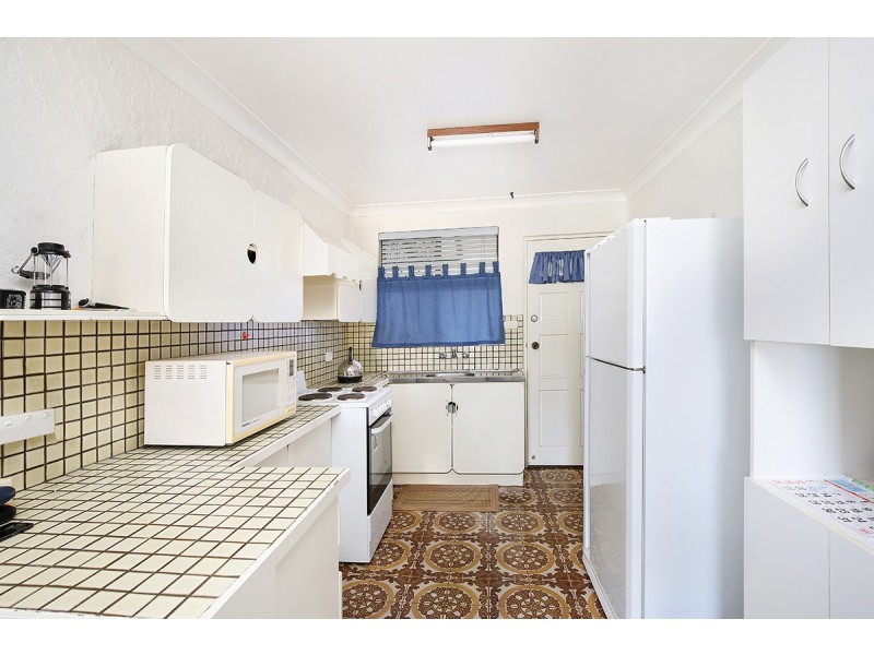 8/3 Sykes Avenue – Spanish Villa, Kings Beach QLD 4551