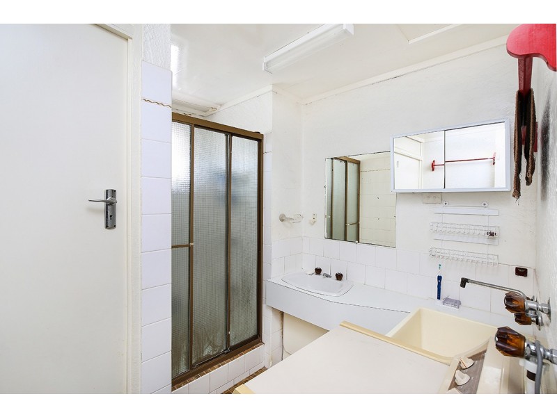 8/3 Sykes Avenue – Spanish Villa, Kings Beach QLD 4551