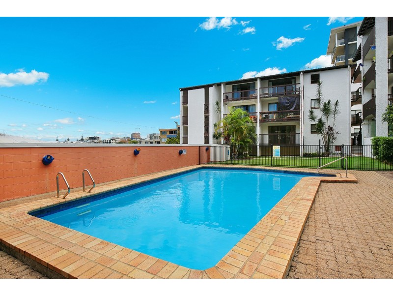 8/3 Sykes Avenue – Spanish Villa, Kings Beach QLD 4551