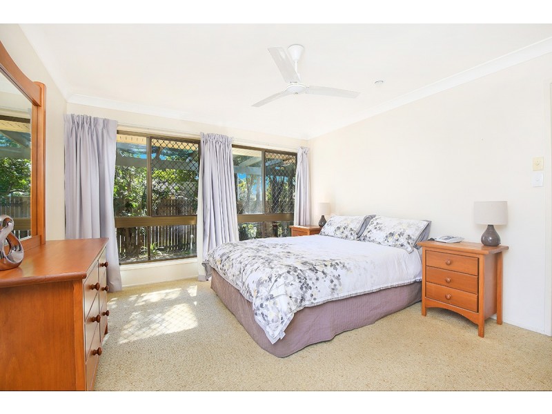 51 Wavell Av, Golden Beach QLD 4551