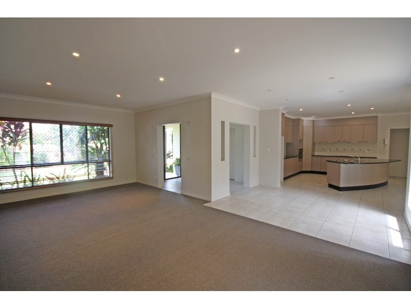 18 Undanbi Place, Pelican Waters QLD 4551