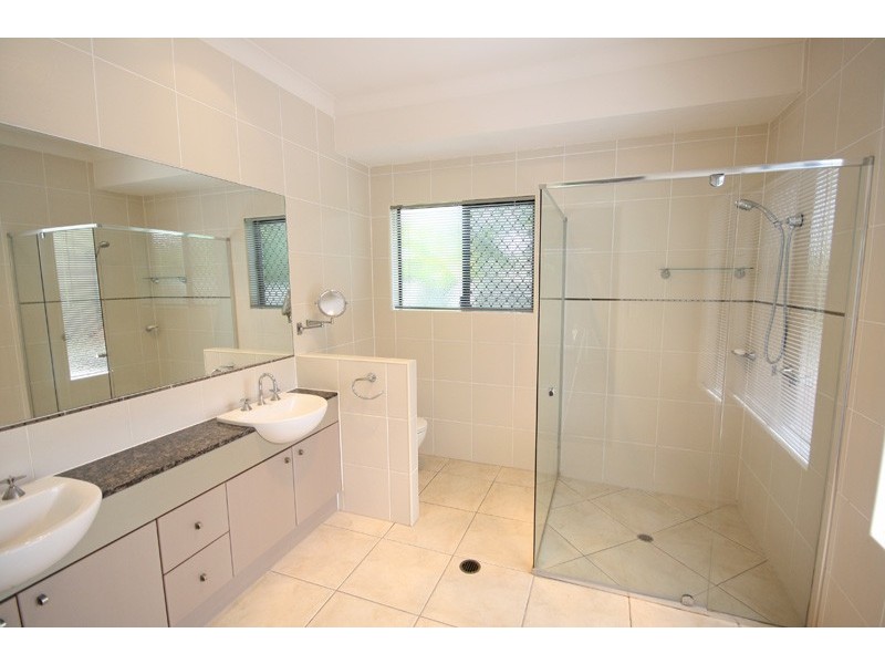 18 Undanbi Place, Pelican Waters QLD 4551