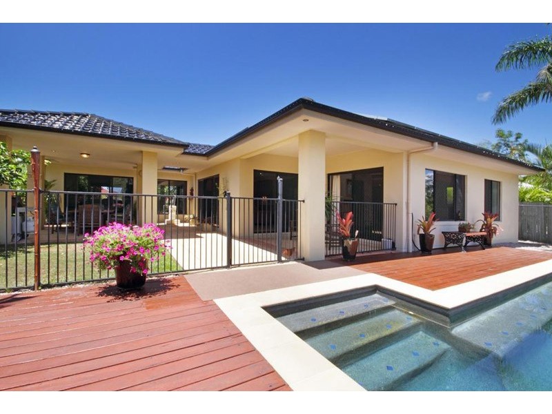 18 Undanbi Place, Pelican Waters QLD 4551