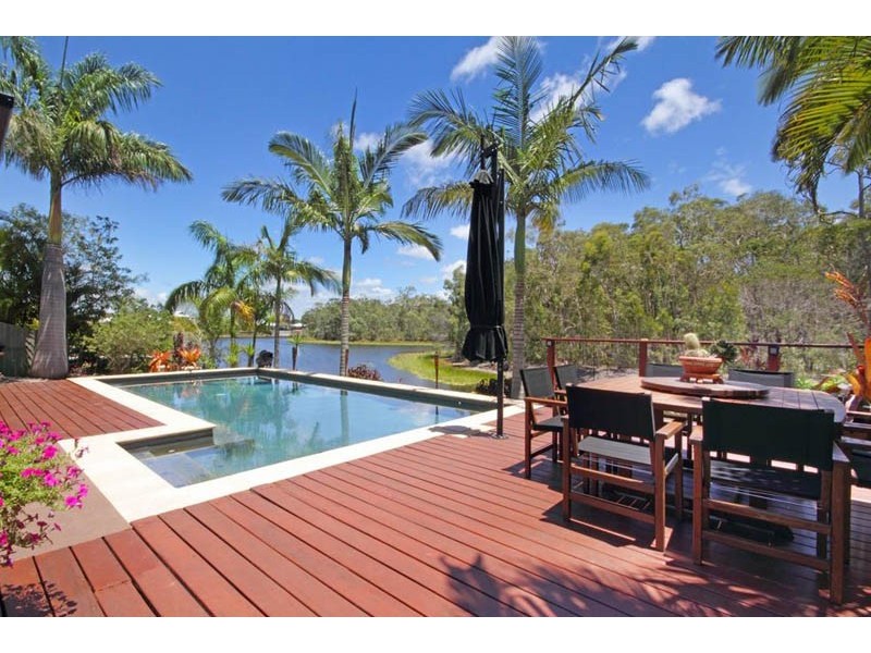 18 Undanbi Place, Pelican Waters QLD 4551
