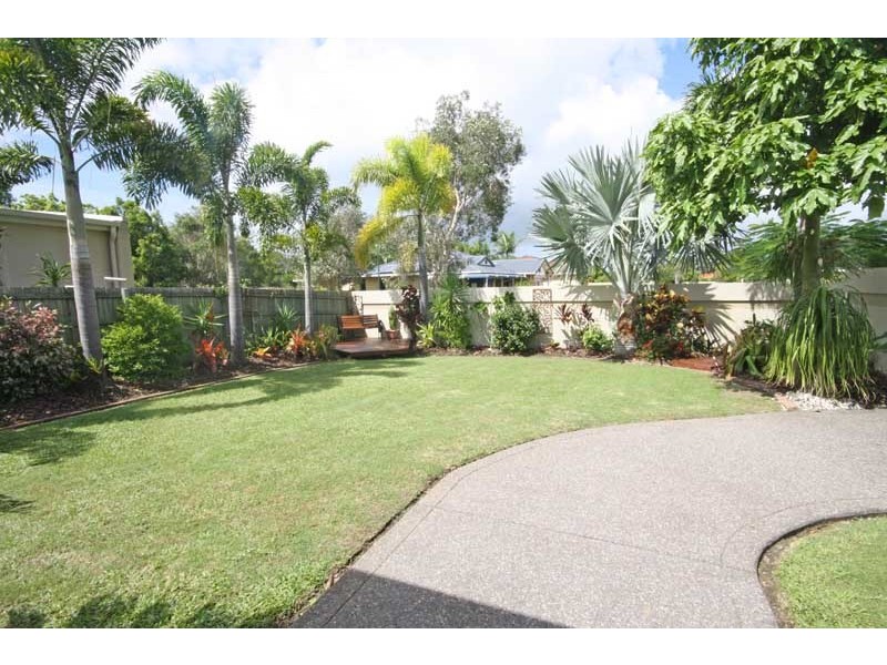 18 Undanbi Place, Pelican Waters QLD 4551