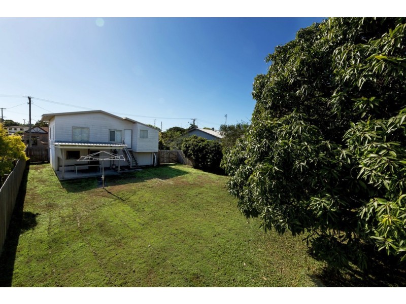 8 Park Street, Caloundra QLD 4551