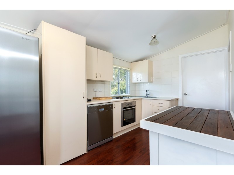 8 Park Street, Caloundra QLD 4551