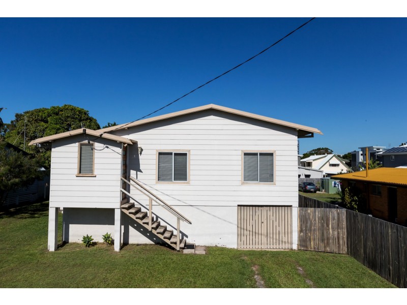 8 Park Street, Caloundra QLD 4551
