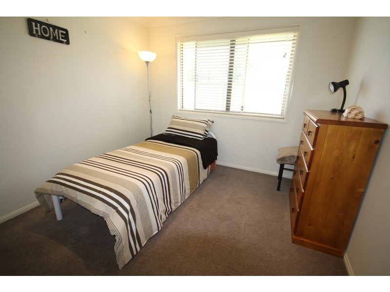 4 Rutherford Pl, Pelican Waters QLD 4551