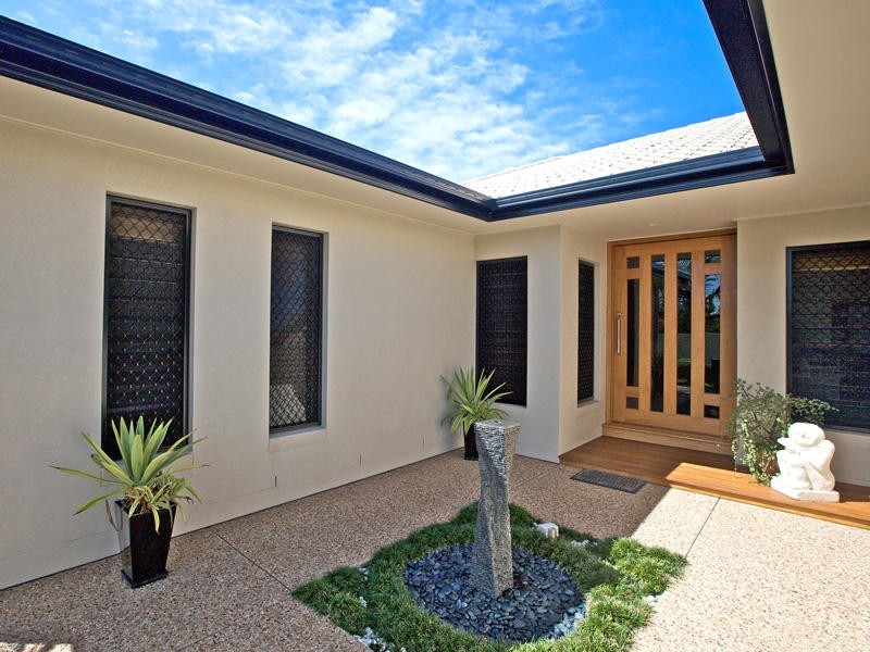 4 Hartley Cres, Pelican Waters QLD 4551
