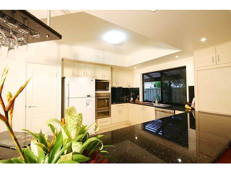 4 Hartley Cres, Pelican Waters QLD 4551