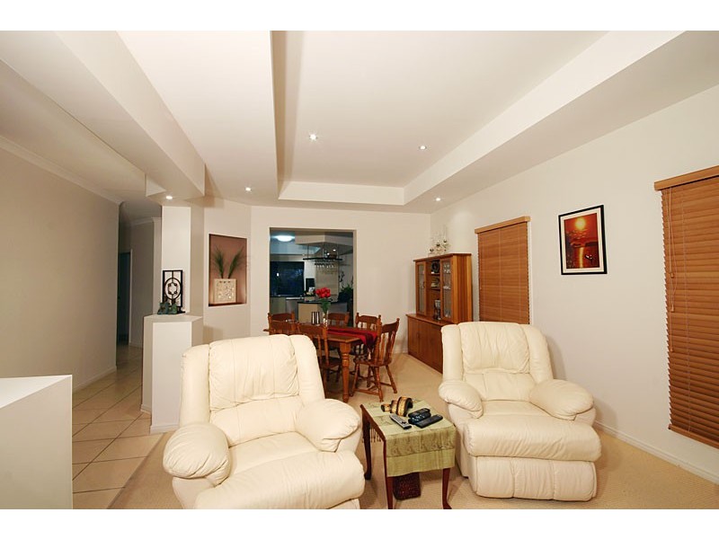 4 Hartley Cres, Pelican Waters QLD 4551