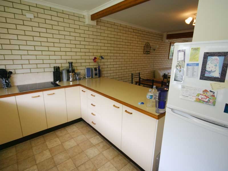 2/7 Gregory St – Sitges, Golden Beach QLD 4551