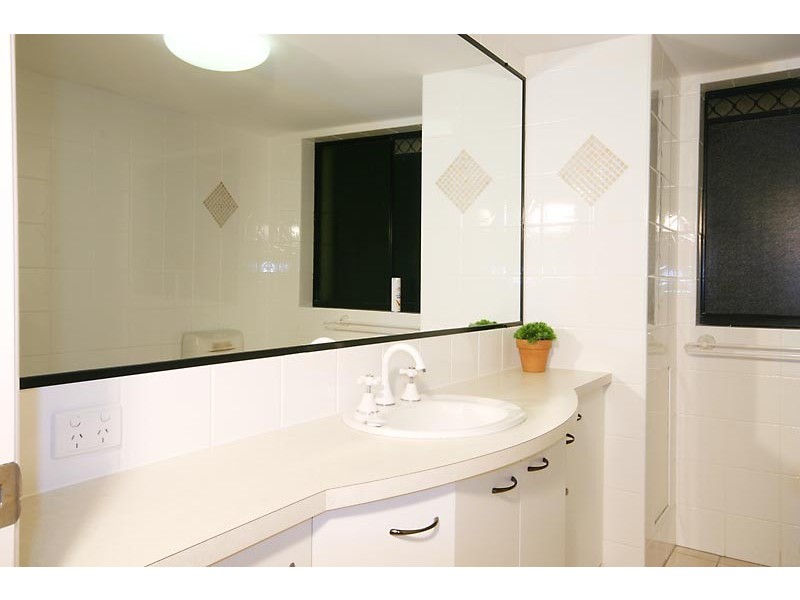 1/42 Warne Tce – The Apartments, Caloundra QLD 4551