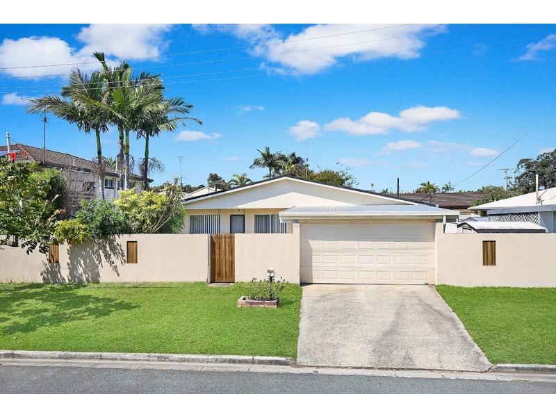 2 Ilya St, Currimundi QLD 4551