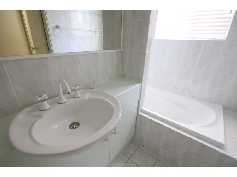 10/66 Albert Street, Kings Beach QLD 4551