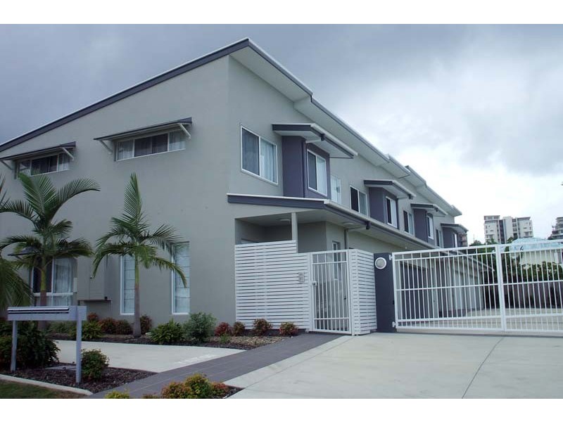 3/5 Bingera Terrace – Bridget Place, Caloundra QLD 4551