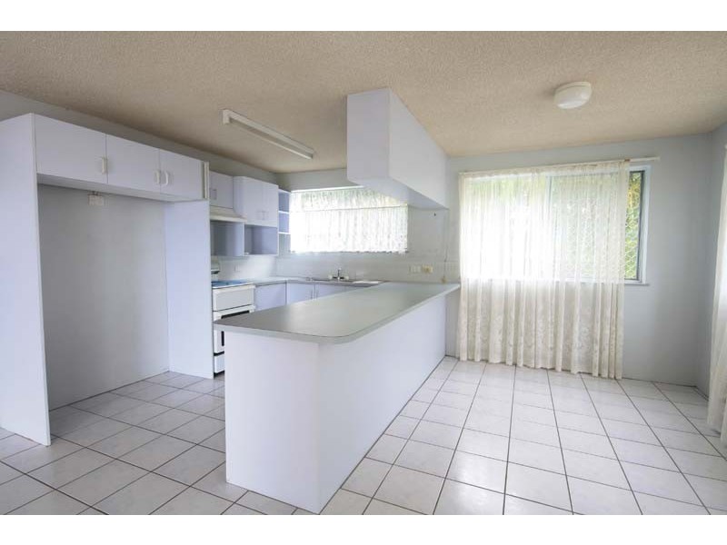2/17 Verney Street, Kings Beach QLD 4551