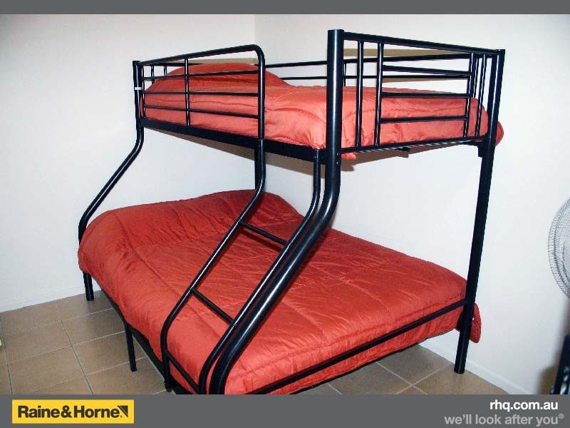 29 Montgomery Cres, Golden Beach QLD 4551