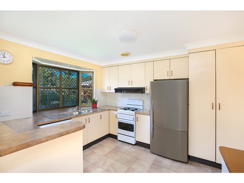 51 Wavell Av, Golden Beach QLD 4551