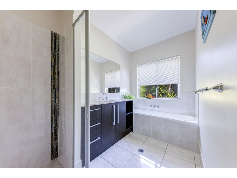 40 Howitt Street, Caloundra West QLD 4551