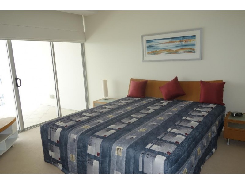 204/11 Nicklin Way – Deepwater Point, Minyama QLD 4575