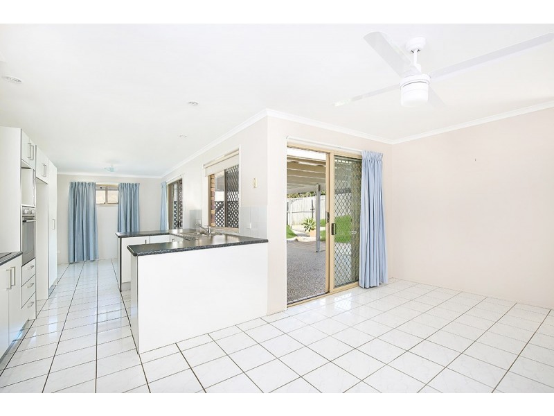 24 Cassowary St, Aroona QLD 4551