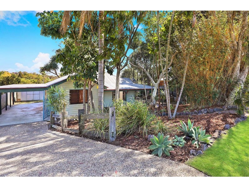 8 Pinaroo St, Battery Hill QLD 4551