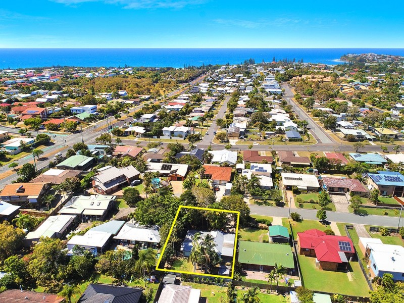 8 Pinaroo St, Battery Hill QLD 4551
