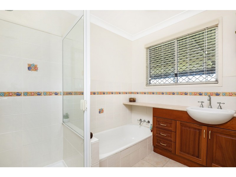 8 Kumala St, Battery Hill QLD 4551