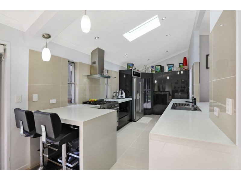 33 Kumala St, Battery Hill QLD 4551