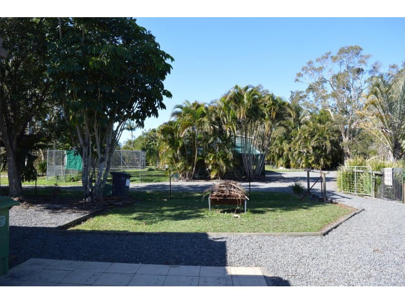 8 Hardwood Road, Landsborough QLD 4550