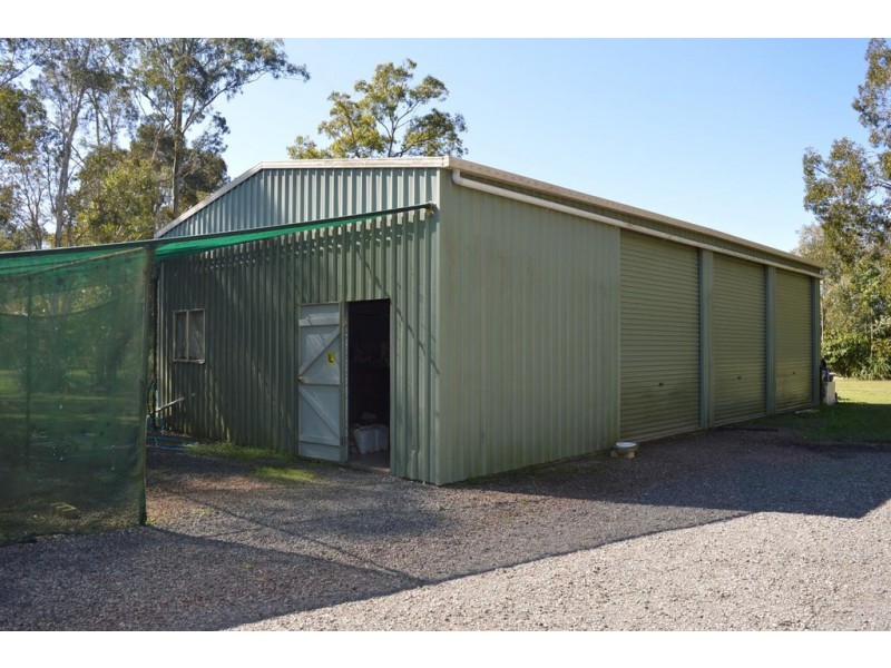 8 Hardwood Road, Landsborough QLD 4550